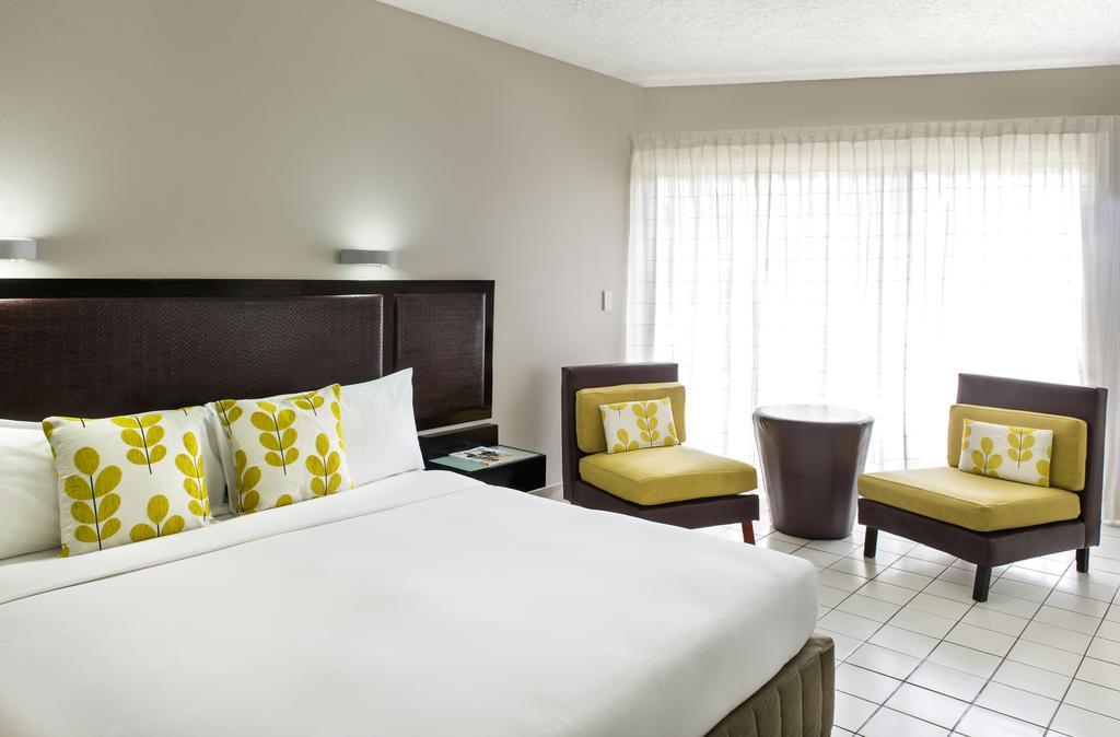 Mercure Nadi Extérieur photo